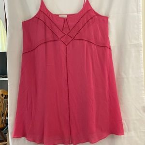 Spaghetti strap sundress, Adjustable straps